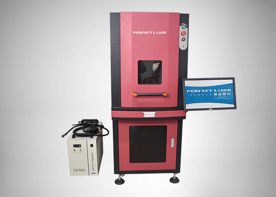 Máquina ULTRAVIOLETA de la marca del laser del gabinete cerrado PE-UV-1W 3W 5W para los componentes electrónicos